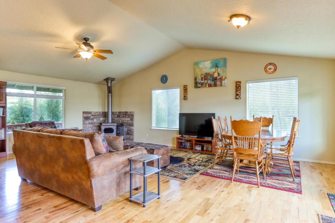 Meadow Walk Cabin ลาปีน ภายนอก รูปภาพ
