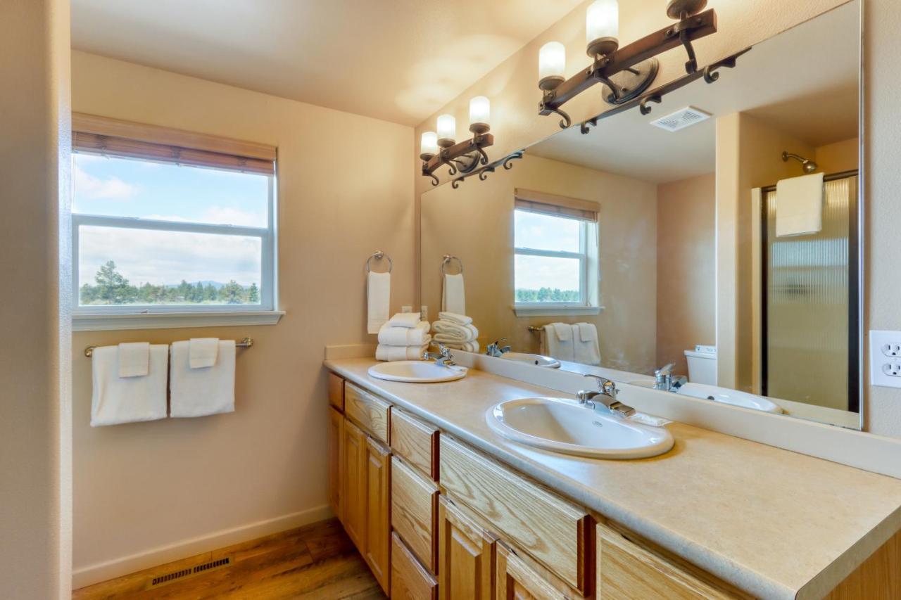 Meadow Walk Cabin ลาปีน ภายนอก รูปภาพ