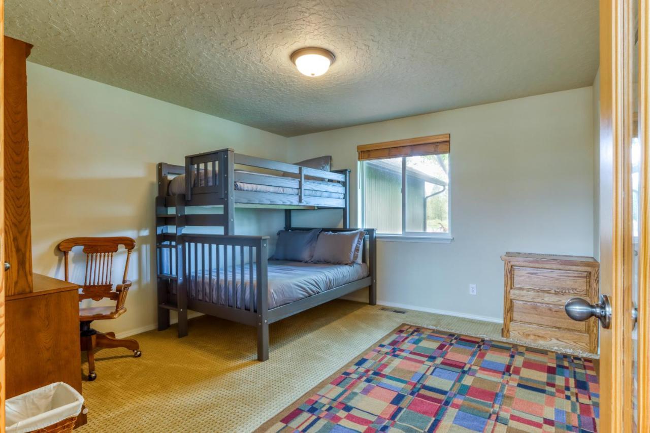 Meadow Walk Cabin ลาปีน ภายนอก รูปภาพ